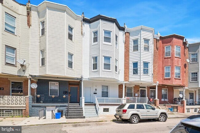 Building Photo - 5829 Crittenden St