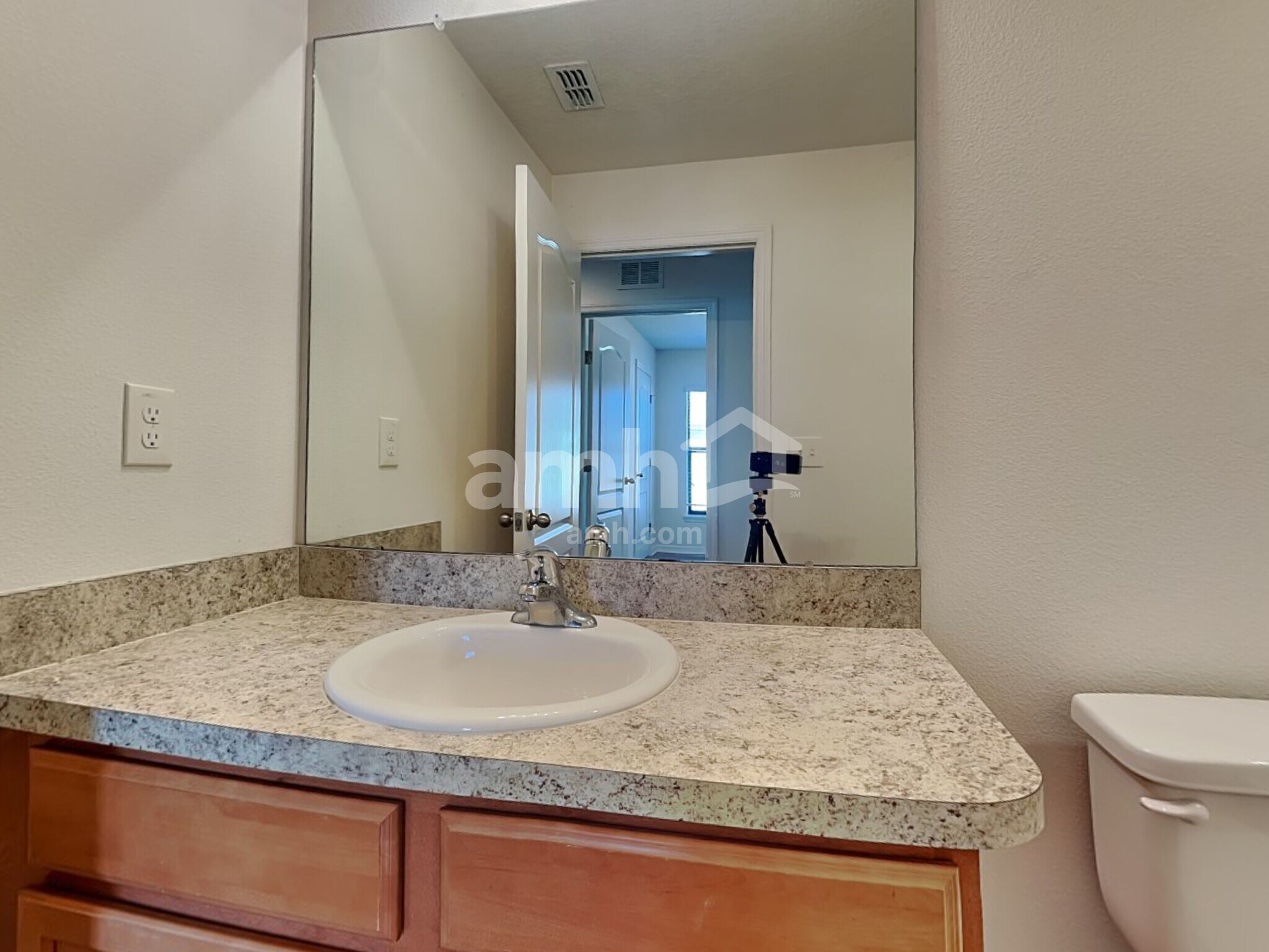 Building Photo - 631 Chatham Walk Dr