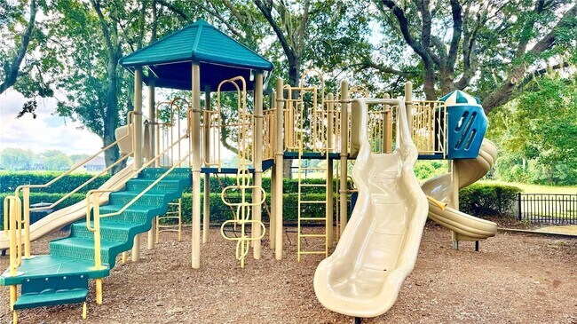 Building Photo - 6220 Hedgesparrows Ln