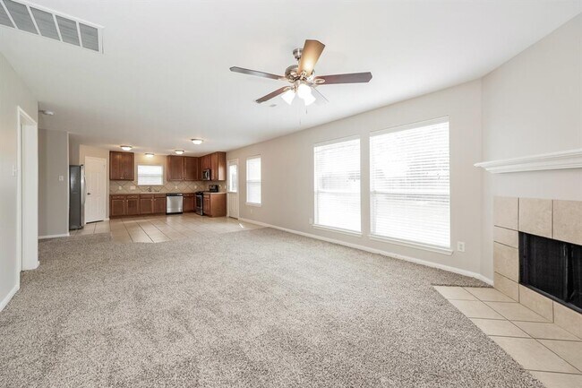 Building Photo - 8319 Loetsch Ridge Way