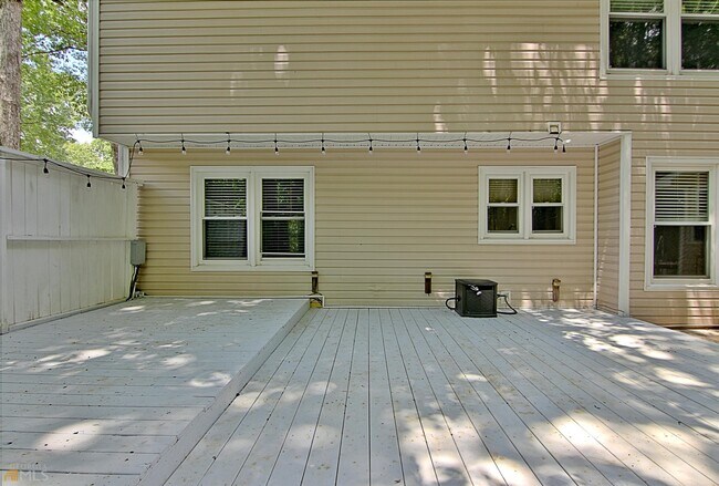 Building Photo - 702 Bookman Point