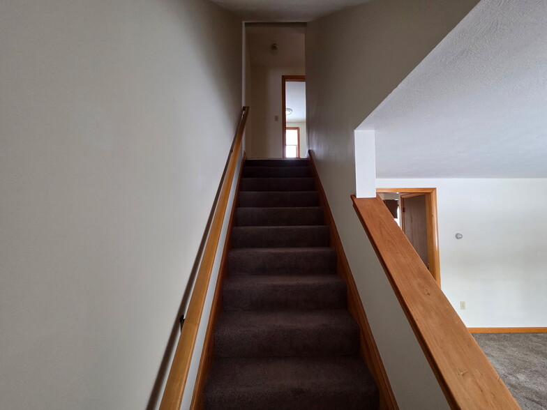 Building Photo - 12B Mabel Ave