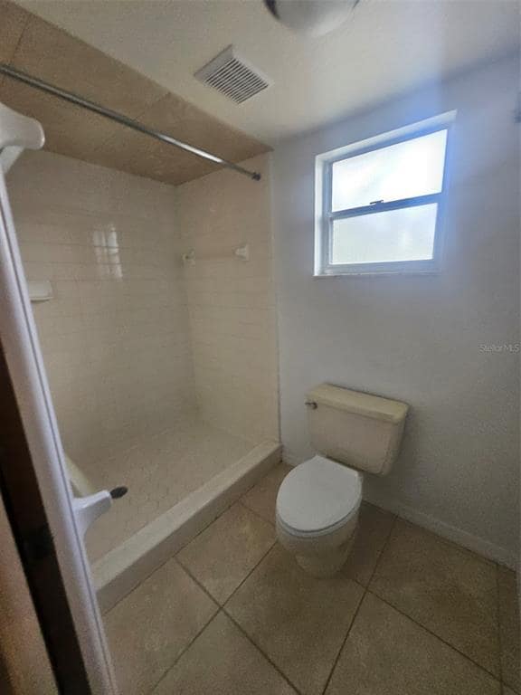 Building Photo - 4420 Palm Dr