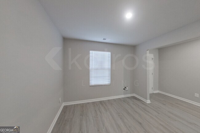 Building Photo - 217 Sky Hawk Ln