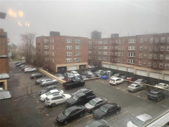 Building Photo - 101 Lincoln Ave