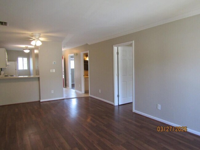 Building Photo - 7700 Porcher Dr