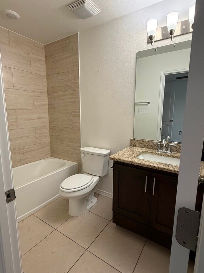 Building Photo - 5701 Montevista Dr