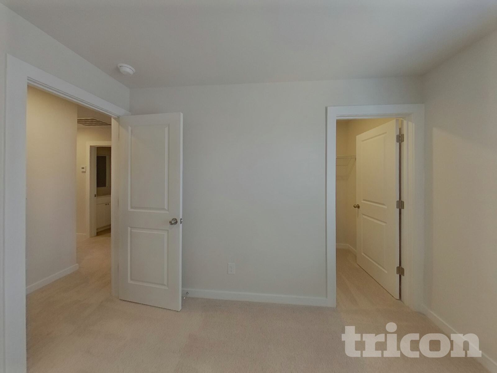 Building Photo - 517 Mountain Vw Dr