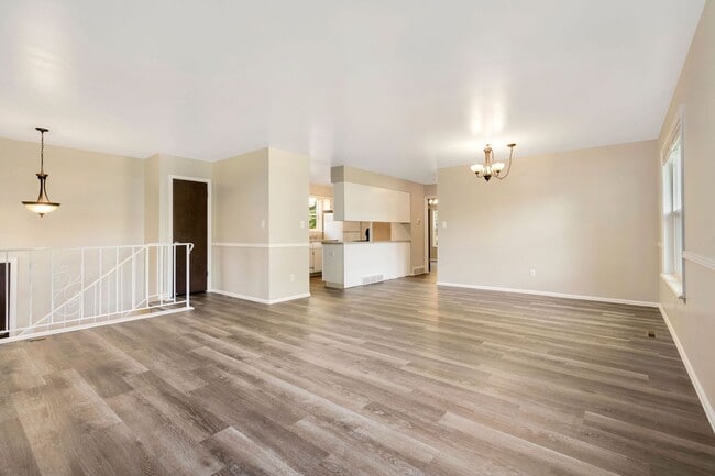 Building Photo - 1848 Marlborough Ct