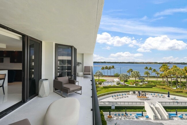 Building Photo - 3140 S Ocean Blvd