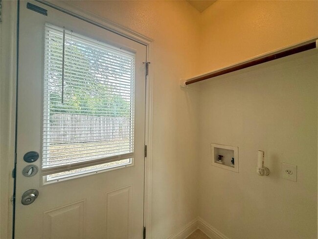 Building Photo - 6916 Meador Ave