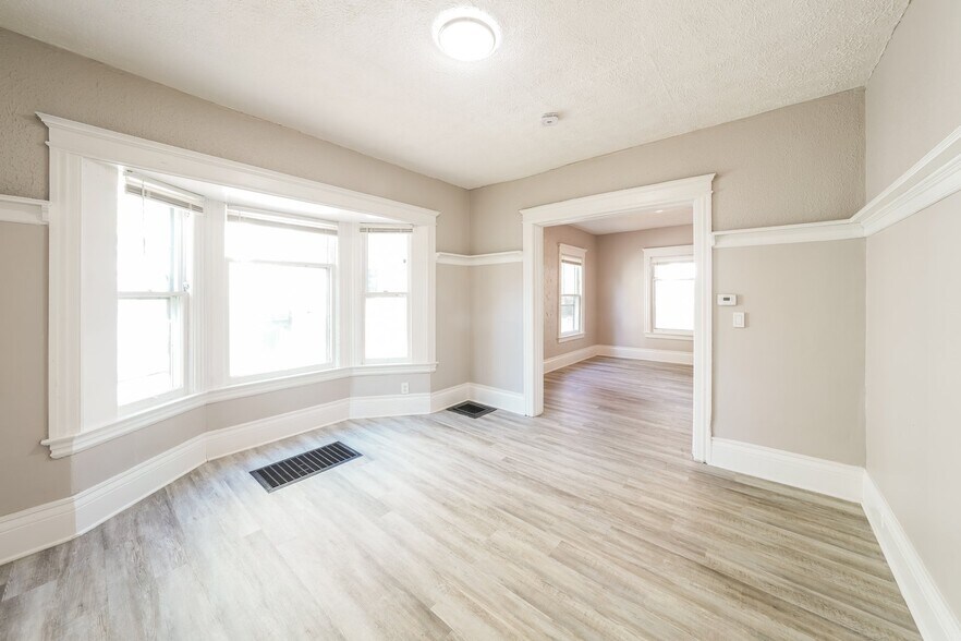 Building Photo - 275 Cedarwood Terrace