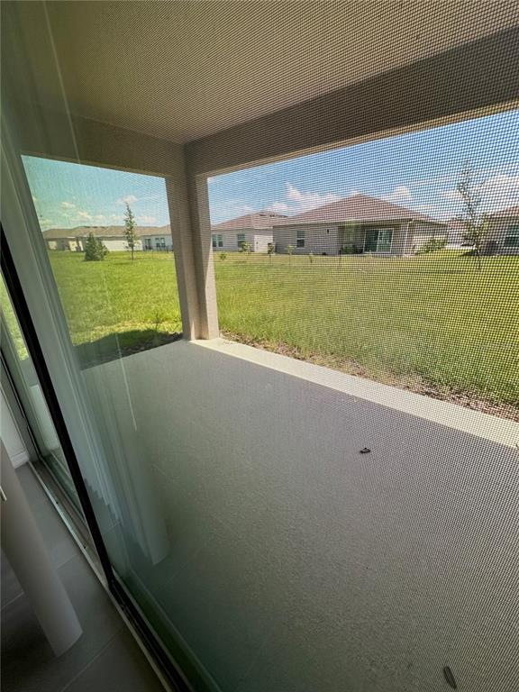 Building Photo - 255 Amber Way