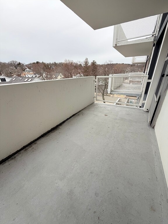 Building Photo - 846 Massachusetts Ave