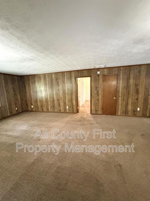 Building Photo - 170 Port Antonio Ct SW