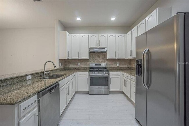 Building Photo - 31912 Turkeyhill Dr