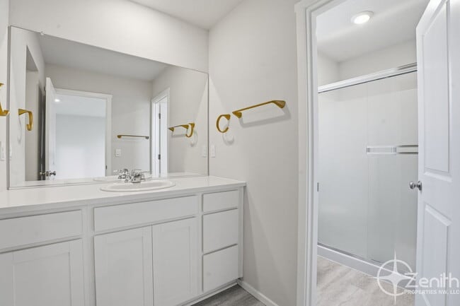 Building Photo - 2030 NW 14th St