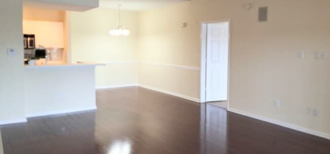 Building Photo - Beautiful WATER VIEW 3 bedroom, 2 bathroom...