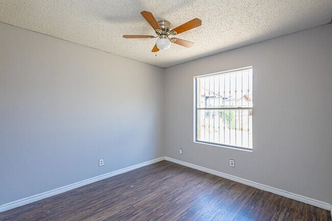 Building Photo - 509 Hopi Dr