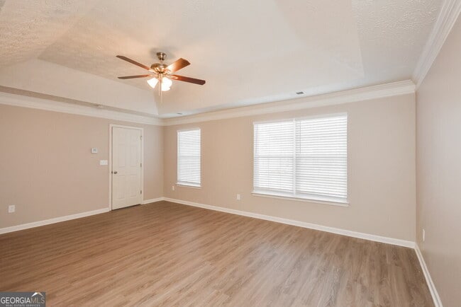 Building Photo - 80 Meadowbrook Ct