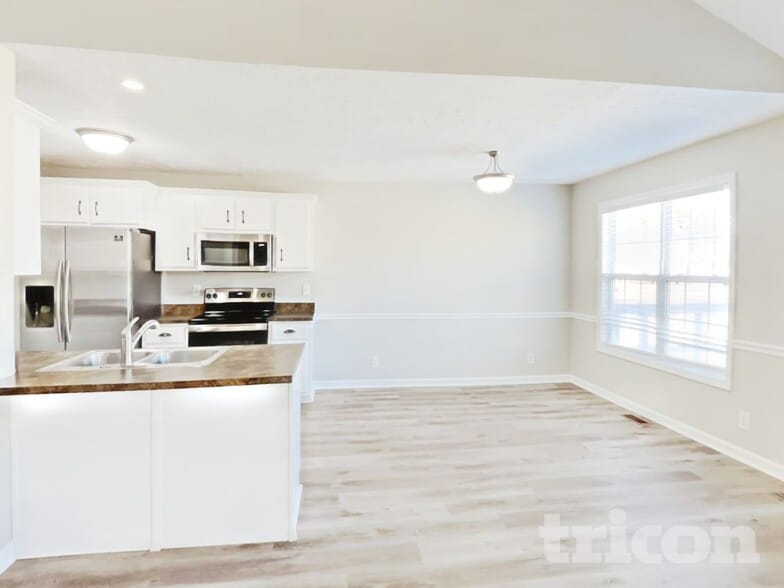 Building Photo - 141 Buttermere Dr