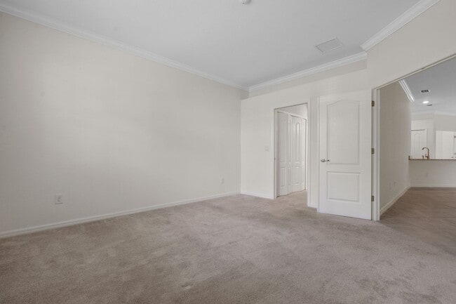 Building Photo - 4240 Lemongrass