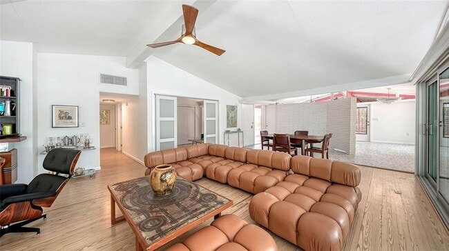Building Photo - 4830 Higel Ave