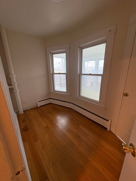 Building Photo - 2395 Main St