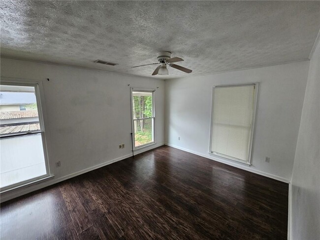 Building Photo - 4413 Idlewood Ln