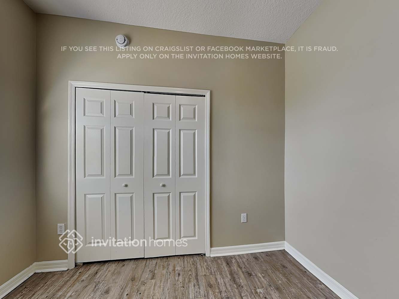 Building Photo - 498 Woodford Dr