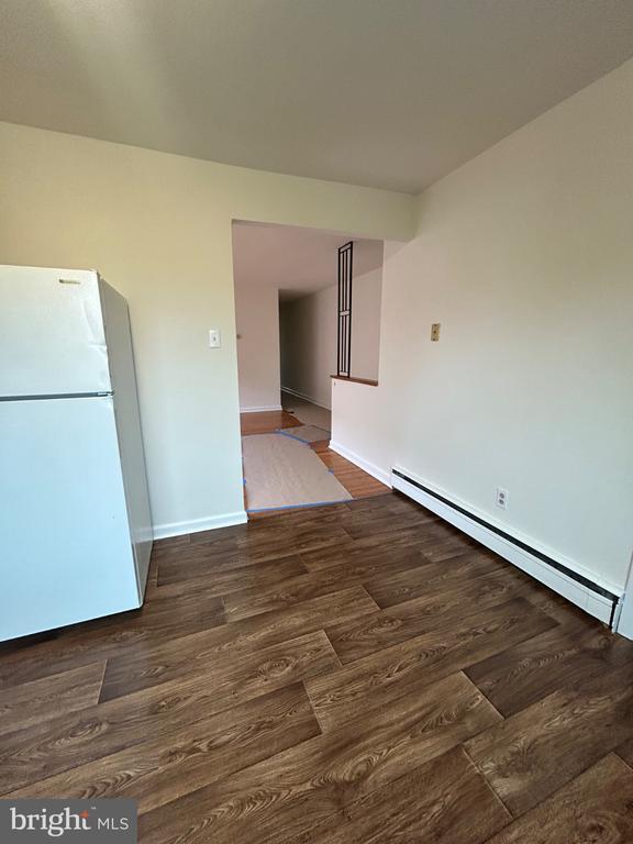 Building Photo - 3 E Park Rd