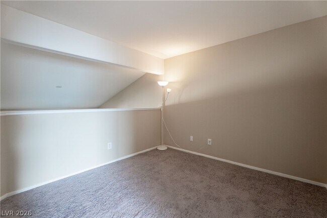 Building Photo - 9668 Belle Regal St