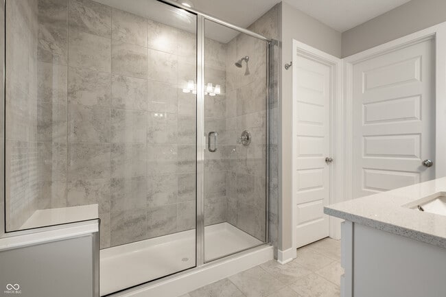 Building Photo - 305 Fairfax Way