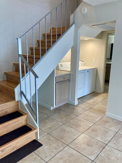 stairs and laundry - 3416 N 44th St