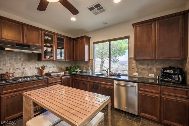 Building Photo - 31 Via Mantova