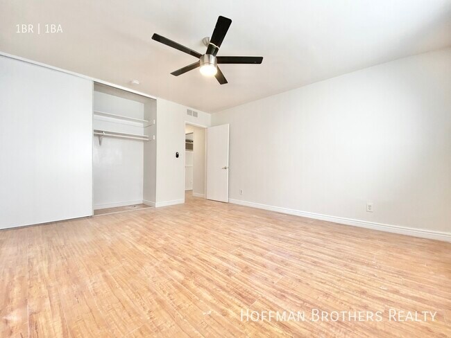 Building Photo - 5728 Camellia Ave