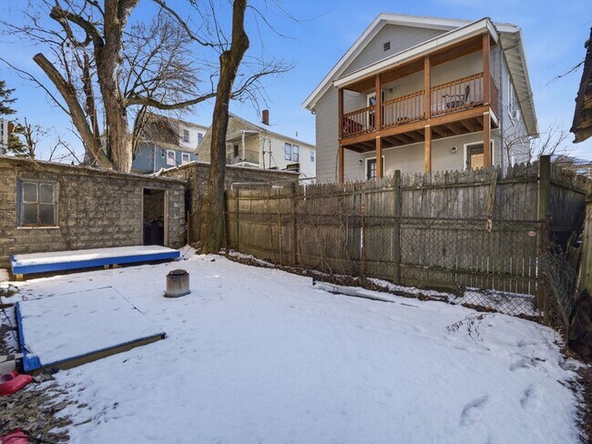 Building Photo - 28 Sunset Rd