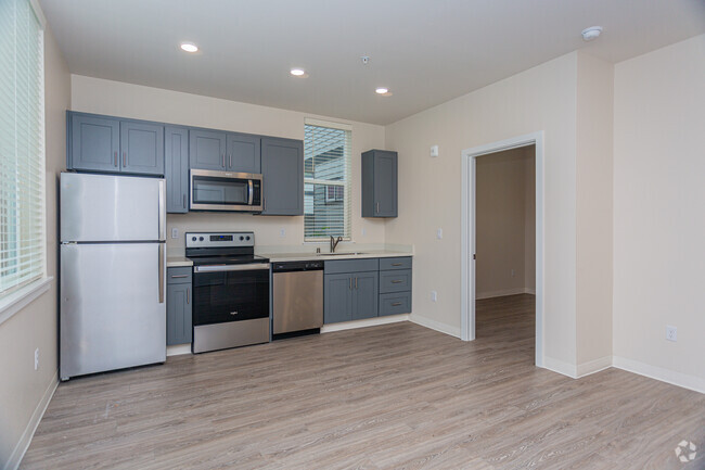 1BR, 1BA - 438SF - 4312 S Puget Sound Ave