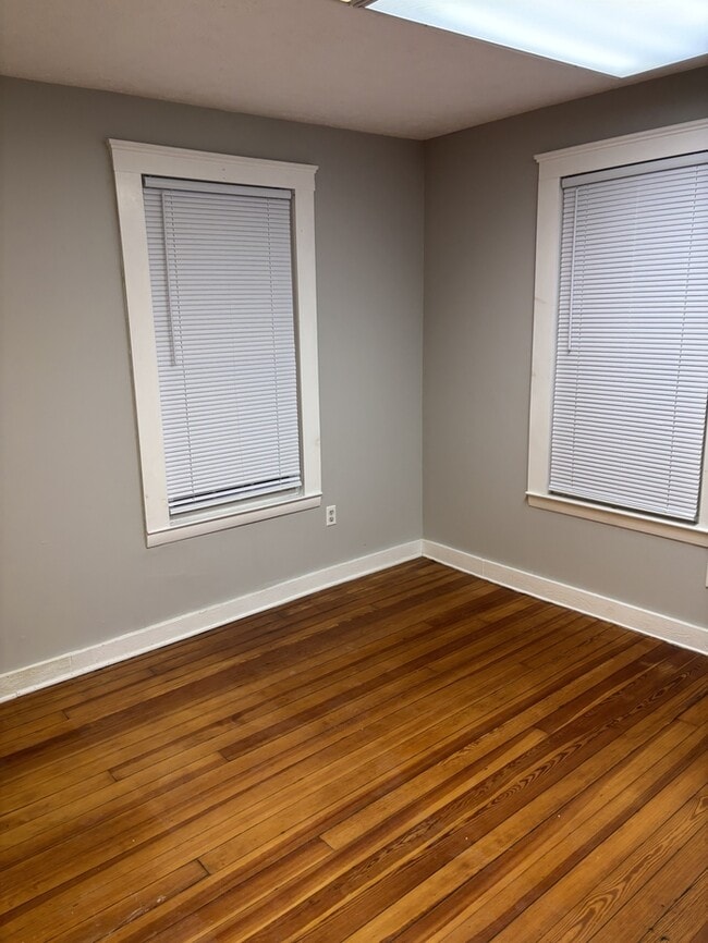 Building Photo - 154 North St