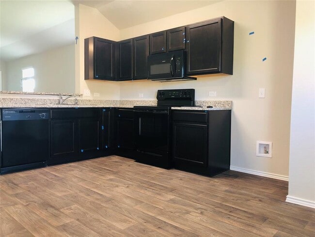 Building Photo - 5712 Ronee Leah Dr