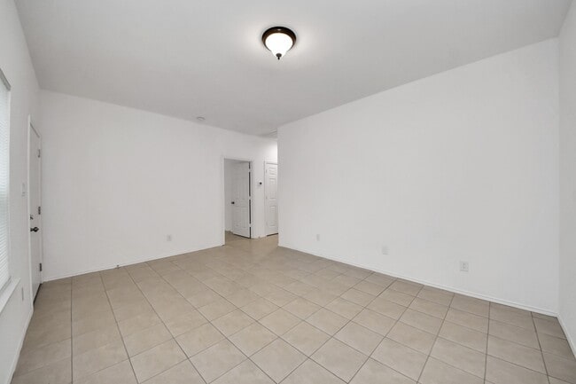 Building Photo - 9210 Wheatley St