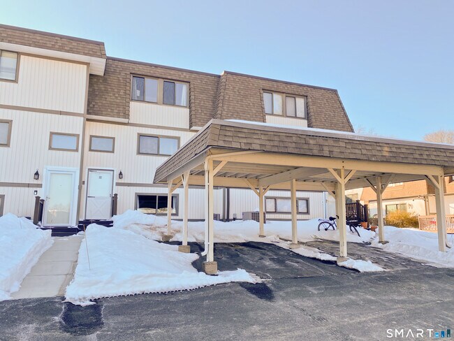 Building Photo - 29 Salmon Run