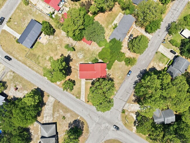 Building Photo - 5914 Ormskirk Dr