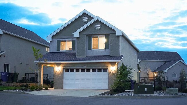 Building Photo - 2676 Brooklyn Ln