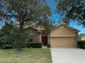 Building Photo - Three Bedroom Home at Charleston Park in Apopka