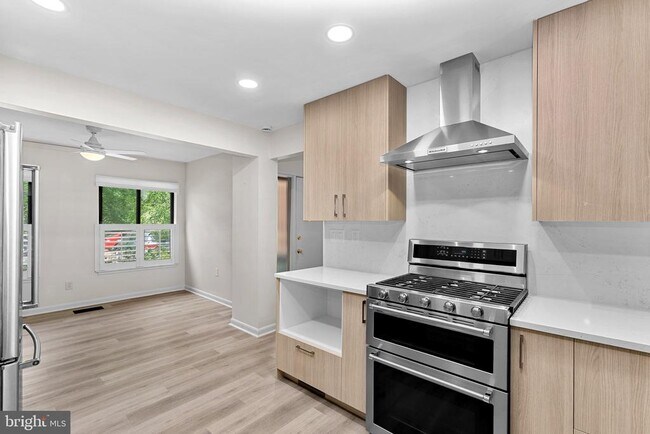 Building Photo - 11545 Hearthstone Ct