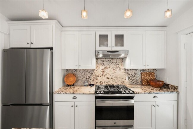 Building Photo - Downtown St. Augustine 2BD/2BA Historic Home