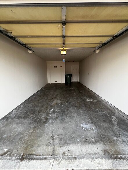 Garage - 1312 Tully Dr