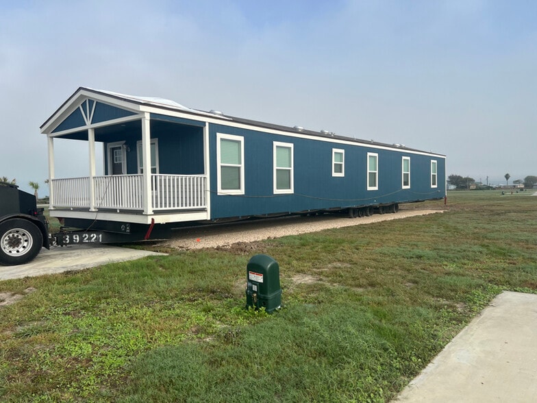 Building Photo - 75 Jaco Dr