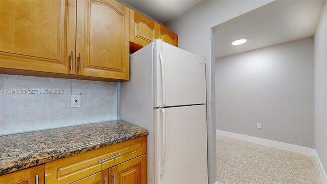 Building Photo - 426 NW 13th Ave